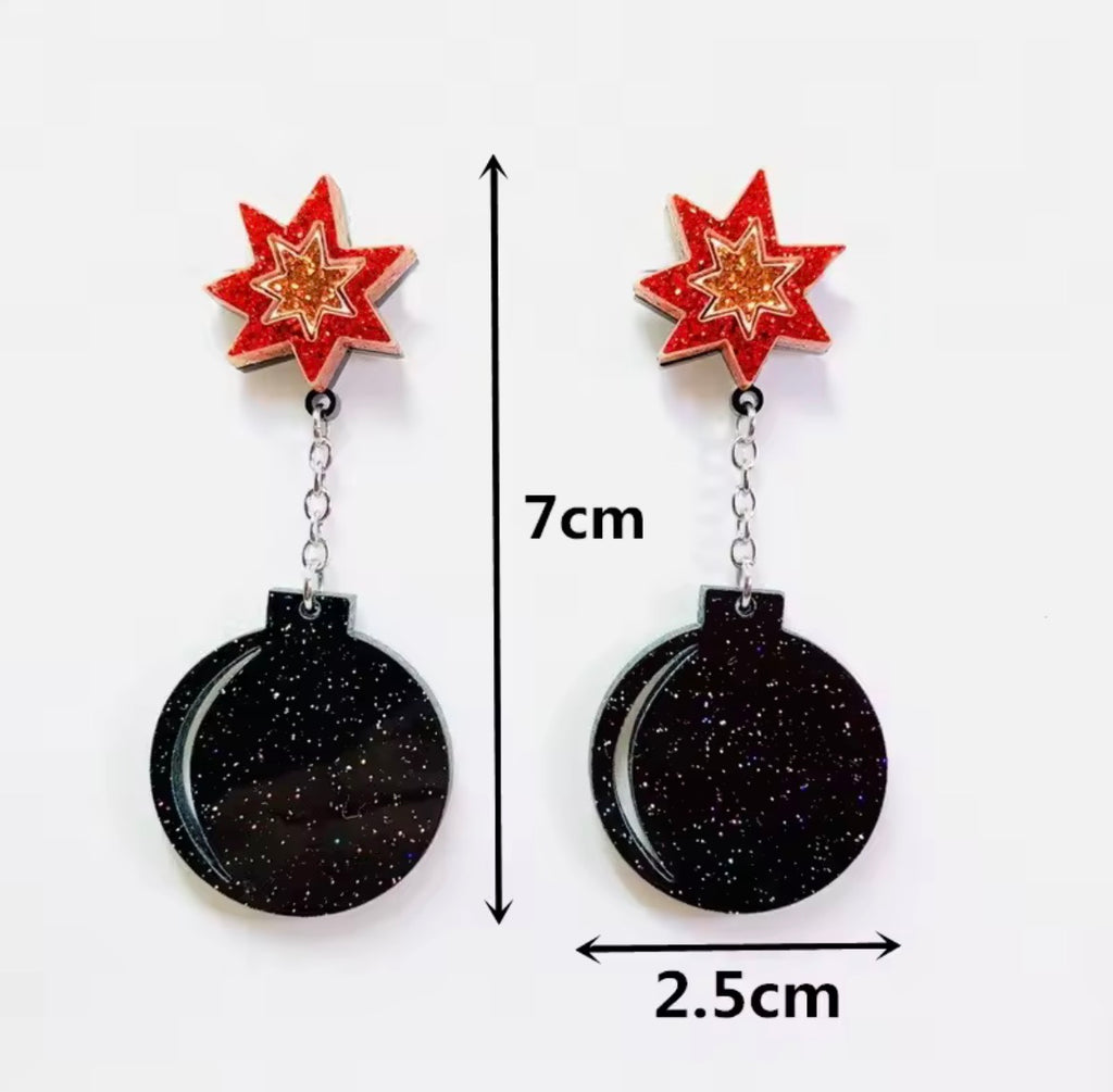 Here Comes The Boom - Earrings