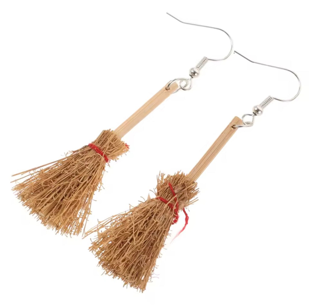 Witches Broomstick - Earrings